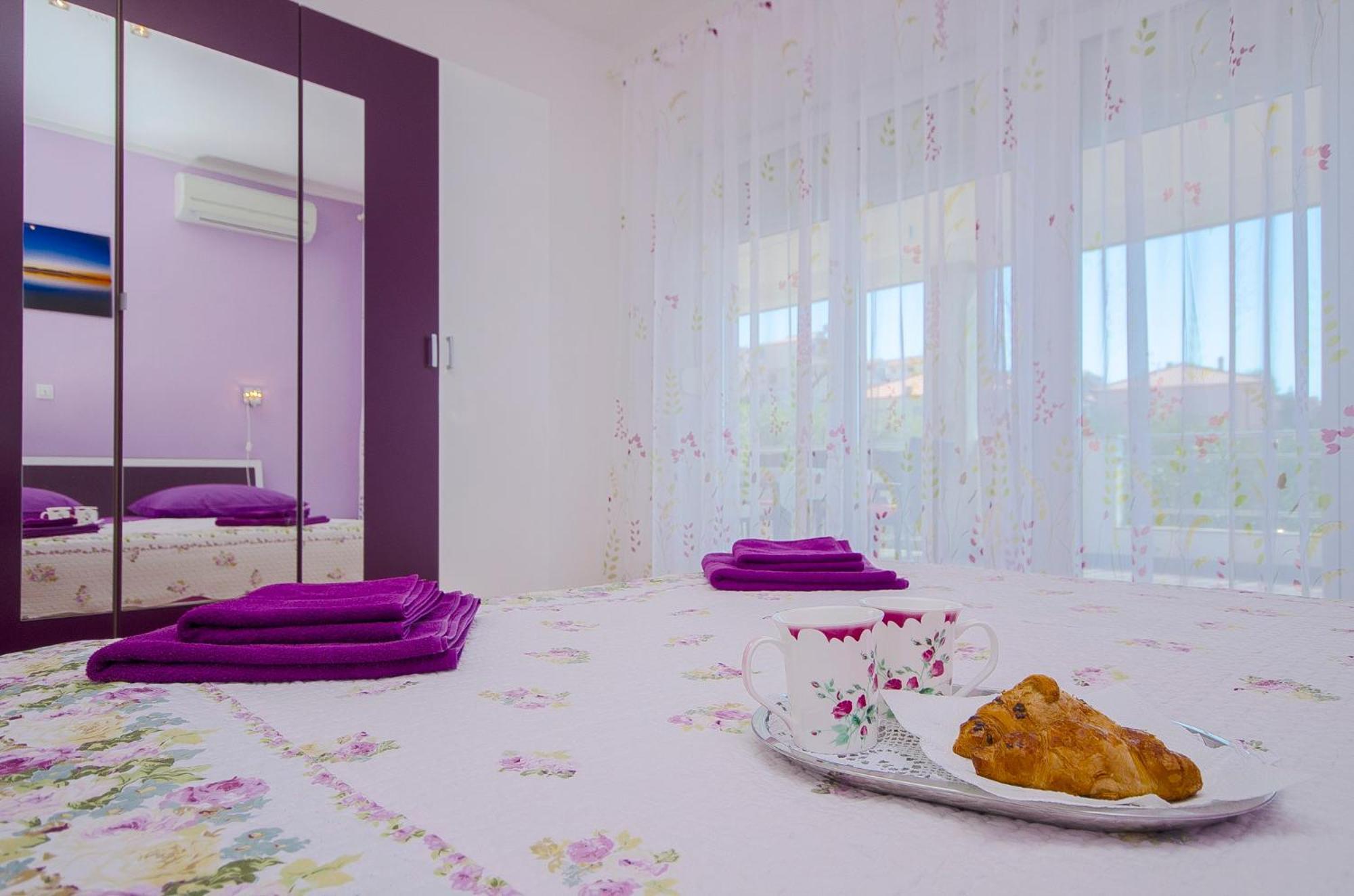 Apartments Maslina Trogir Eksteriør bilde