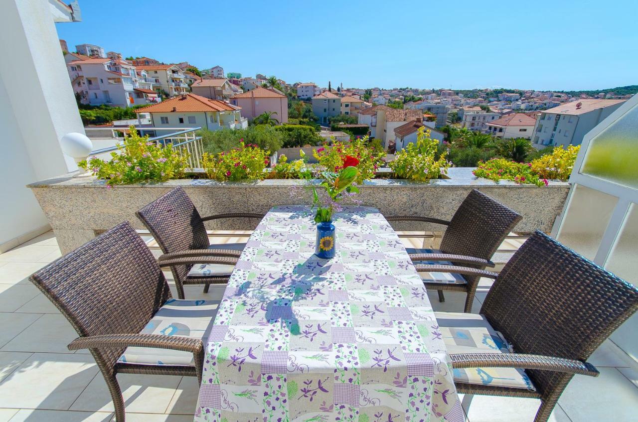 Apartments Maslina Trogir Eksteriør bilde